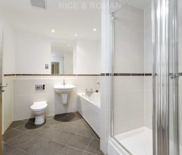 2 Bedroom Apartment, Cobham Grange – Cobham - Photo 1
