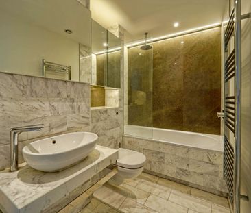 2 Bed Flat, Columbia West Apartments, E14 - Photo 1