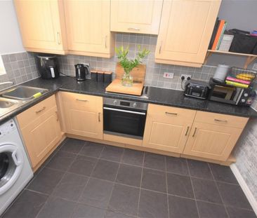 2 BED House To rent - Photo 3