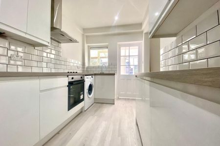 Springfield Park Avenue - Photo 3