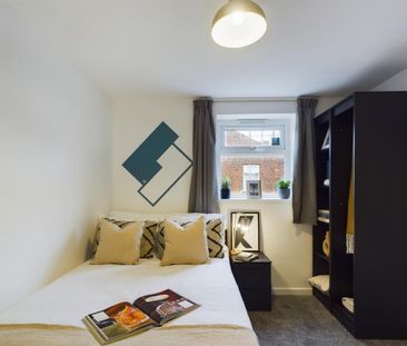 1 bedroom in a house share to rent - Photo 4