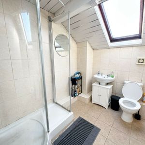 Flat 5 163 Hyde Park Road - Photo 3