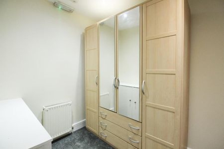 1 bedroom ground floor flat to rent - Photo 2