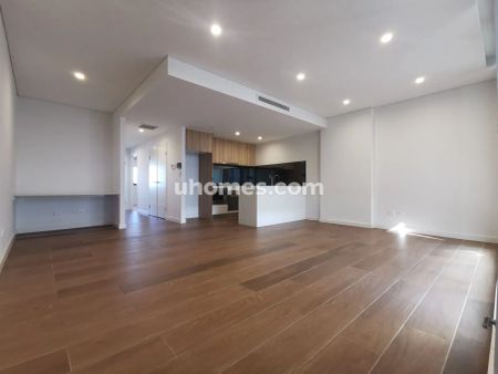 2Bedrooms, 2Bathrooms - Photo 2