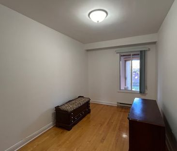 Condo for rent, Montréal-Ouest - Photo 3