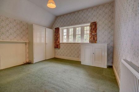 3 bedroom end of terrace house to rent - Photo 3