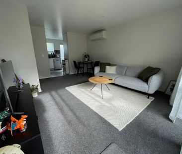 Modern 2BR City Haven - Deck & Garden! - Photo 1