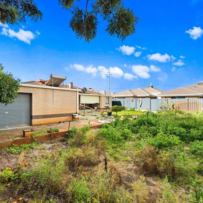 Convenience Unite in Prime Location - Photo 1