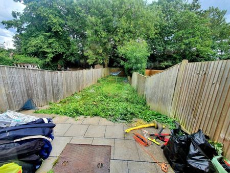 2 Bed Flat, London, SW16 - Photo 5