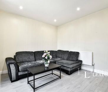 1 bedroom in a house share to rent - Photo 3