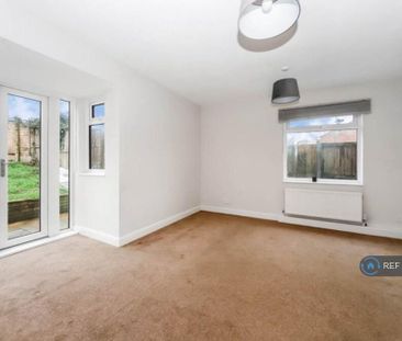 1 bedroom maisonette to rent - Photo 4