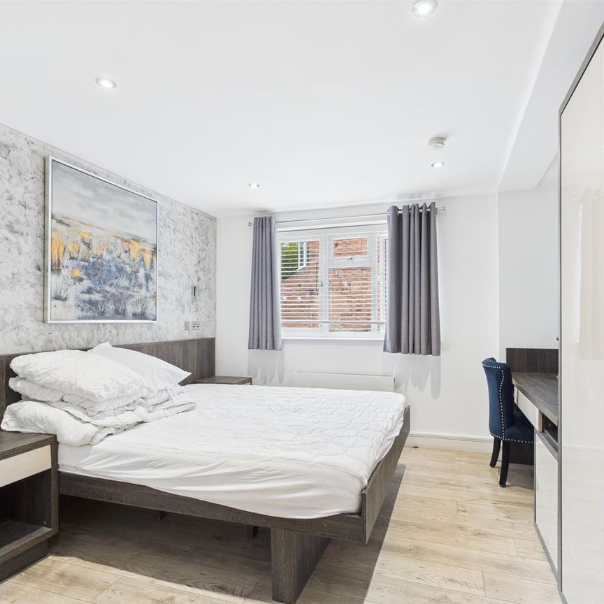 Broadway, Peterborough, PE1 1SY - Photo 1