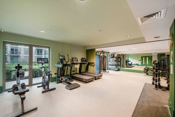 The Oakgate, KT22 7RZ, Surrey - Photo 1