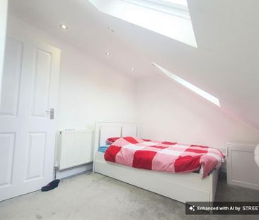 3 bedroom flat to rent - Photo 3