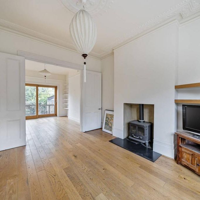 5 bedroom terraced house to rent - Photo 1