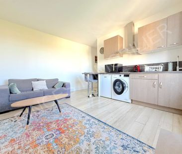 Location Appartement Boulogne-Billancourt 2 Pièces 32 m² - Photo 2