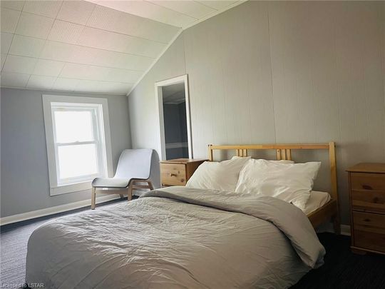 For Lease - 173 WILLIAM Street Unit# A, Central Elgin, Ontario - Photo 1