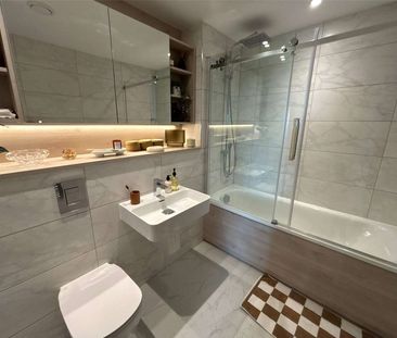 Exceptional Fully Furnished One Double Bedroom Apartment with unriv... - Photo 5