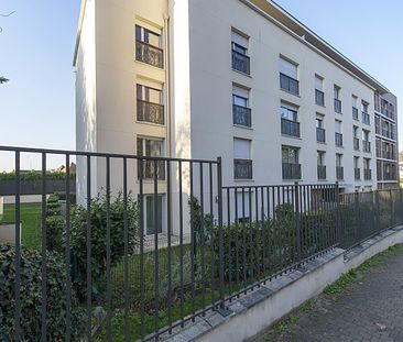location Appartement F2 DE 45.87m² À LE CHESNAY - Photo 6