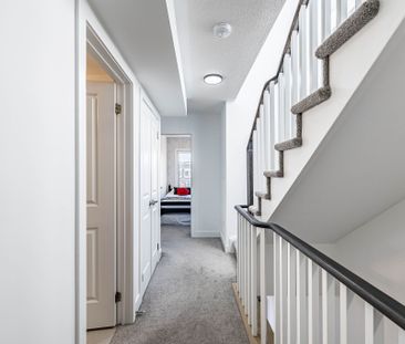 For Lease - 15 Canton Lane, Whitchurch-Stouffville, Ontario - Photo 3