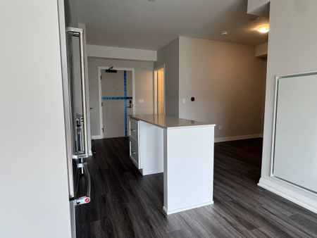 For Lease - 3006 William Cutmore Boulevard Unit# 414, Oakville, Ontario - Photo 4