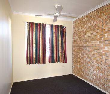 VERY NEAT AND TIDY UNIT IN IDEAL LOCATION - Photo 2