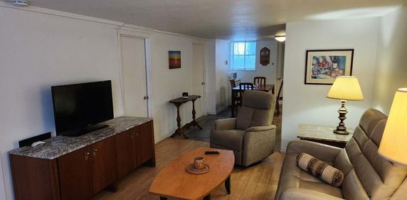 appartement 4 1/2 meublé et tout équipé Limoilou (libre maintenant) - Photo 2