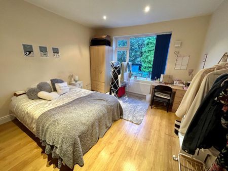 5 bedroom semi-detached house to rent - Photo 3