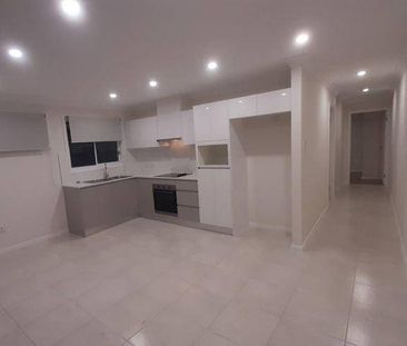Just over One year New Air Conditioned Bright 2 bedroom in Tranquil... - Photo 4