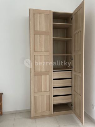Pronájem bytu 1+kk • 36 m² bez realitkyMilady Horákové, Praha - Bubeneč - Фото 1