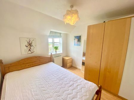 1 bedroom in a house share to rent - Photo 5