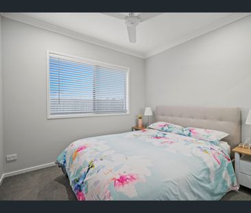 16 Orkney Street, Spring Mountain, Qld 4300 - Photo 3