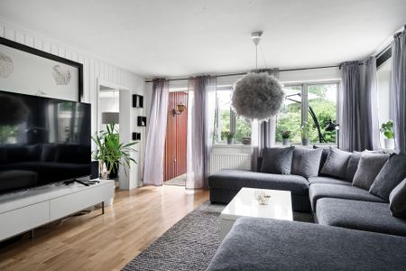 Gula vägen, Björklinge - Foto 4