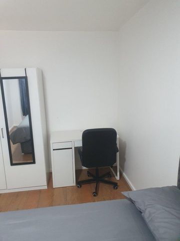 3 bedroom house share to rent - Photo 3