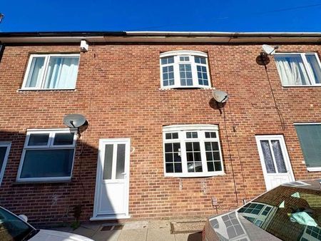 Binsteed Road, Portsmouth, PO2 - Photo 2