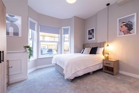 1 bedroom in a house share to rent - Photo 3