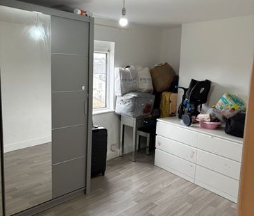 2 Bed Flat, High Road, NW10 - Photo 5