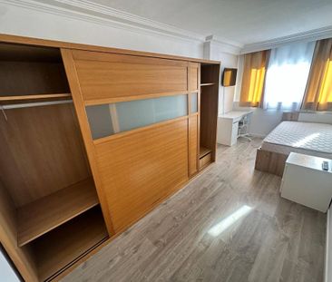 4 room luxury Flat for rent in Palma de Mallorca, Spain - Photo 2