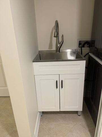 For Lease - 75 Brass Drive, Richmond Hill, Ontario - Photo 3