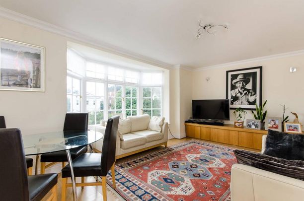 2 bedroom flat to rent - Photo 1