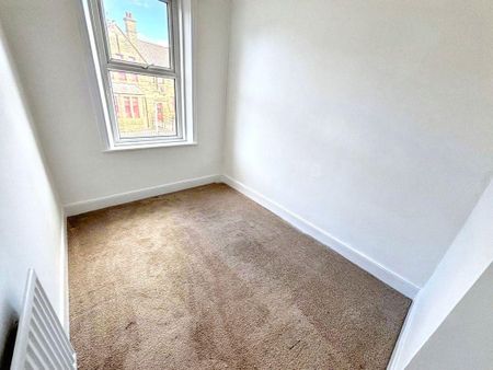 Chandos Street, Deckham, Gateshead, Tyne and Wear, NE8 4AB - Photo 3