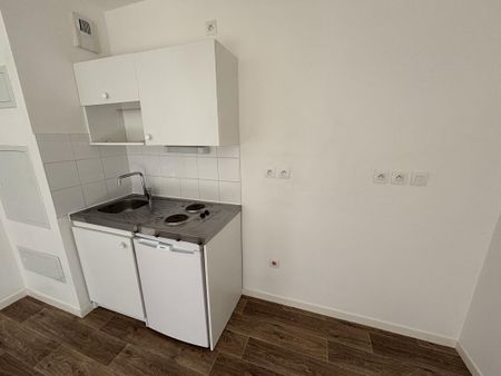 Location Appartement 2 pièces 39m² LA CHAPELLE SUR ERDRE 44240 - Photo 2
