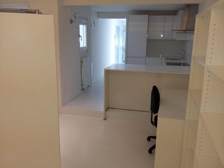 Lugano-via Nassa, appartamento bilocale mansardato. - Photo 2