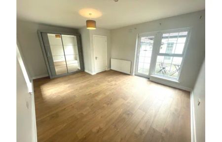 Rent 4 bedroom apartment in Naas - Photo 5
