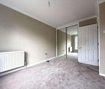 Longfield, Kent, DA3 - Photo 2
