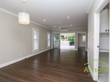 FRESHLY RENOVATED 4 BEDROOM HOME - Photo 2