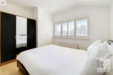 3 bedroom end of terrace house to rent - Photo 2