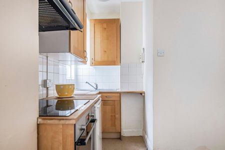 Studio to rent - Photo 5