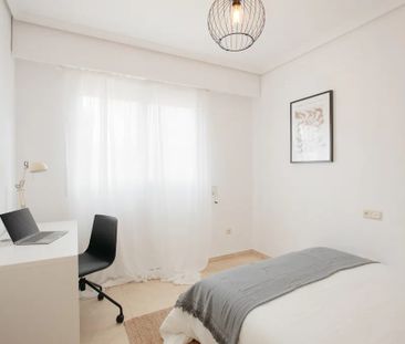 Carrer de Jesús, Valencia, Valencian Community 46007 - Photo 1