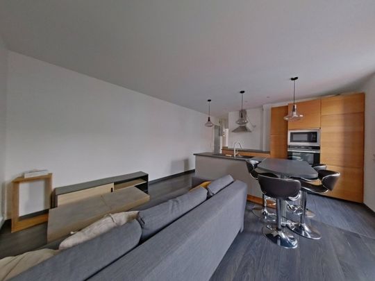 Location Appartement 2 pièces Meublé 40m² SURESNES 92150 - Photo 1